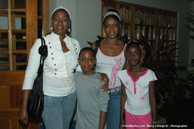 Caribbean Medical Mission Reception at the Travellers Beach Resort, Negril, Jamaica, Tuesday, October 17, 2006 - Negril Travel Guide, Negril Jamaica WI - http://www.negriltravelguide.com - info@negriltravelguide.com...!