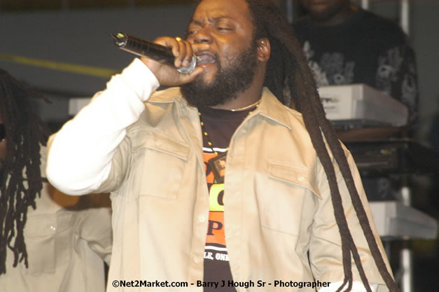 Morgan Heritage - Cure Fest 2007 - Longing For Concert at Trelawny Multi Purpose Stadium, Trelawny, Jamaica - Sunday, October 14, 2007 - Cure Fest 2007 October 12th-14th, 2007 Presented by Danger Promotions, Iyah Cure Promotions, and Brass Gate Promotions - Alison Young, Publicist - Photographs by Net2Market.com - Barry J. Hough Sr, Photographer - Negril Travel Guide, Negril Jamaica WI - http://www.negriltravelguide.com - info@negriltravelguide.com...!