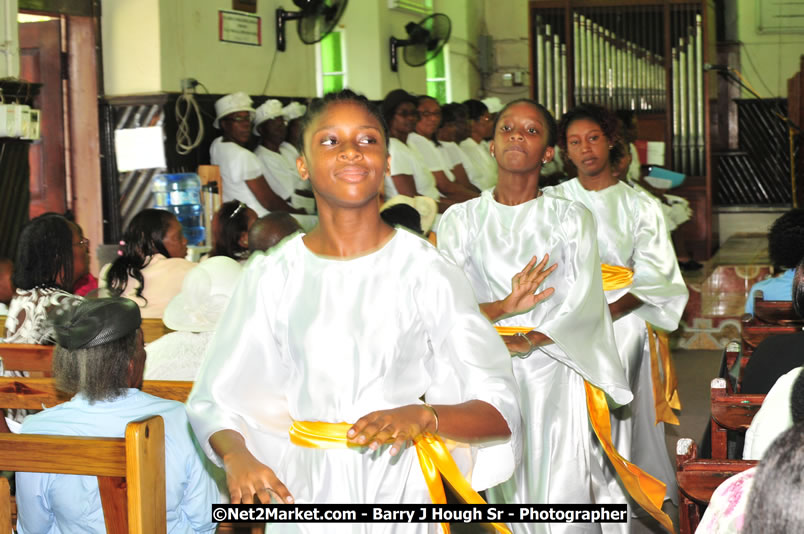 Lucea United Church - Unitied Church in Jamaica and Cayman Islands - Worship Service & Celebration of the Sacrament of Holy Communion - Special Guests: Hanover Homecoming Foundation & His excellency The Most Honourable Professor Sir Kenneth Hall Governor General of Jamaica - Sunday, August 3, 2008 - Hanover Homecoming Foundation LTD Jamaica - Wherever you roam ... Hanover bids you ... come HOME - Sunday, August 3 to Saturday, August 9, 2008 - Hanover Jamaica - Photographs by Net2Market.com - Barry J. Hough Sr. Photojournalist/Photograper - Photographs taken with a Nikon D300 - Negril Travel Guide, Negril Jamaica WI - http://www.negriltravelguide.com - info@negriltravelguide.com...!