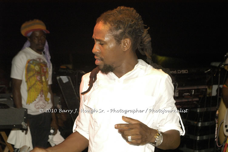 JAH Cure - Live In Concert @ Negril Escape Resort and Spa, December 15, 2009, One Love Drive, West End, Negril, Westmoreland, Jamaica W.I. - Photographs by Net2Market.com - Barry J. Hough Sr, Photographer/Photojournalist - Negril Travel Guide, Negril Jamaica WI - http://www.negriltravelguide.com - info@negriltravelguide.com...!