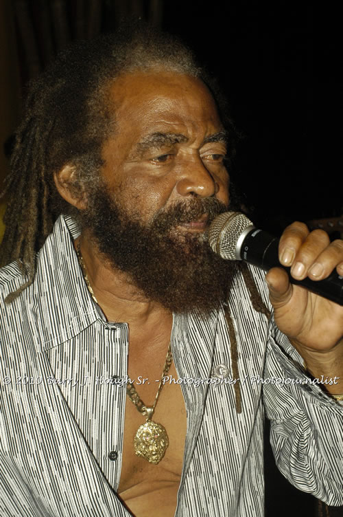 John Holt - Live in Concert - Also featuring Uprising Bank, plus DJ Gemini @ One Love Reggae Concerts Series 09/10 @ Negril Escape Resort & Spa, February 9, 2010, One Love Drive, West End, Negril, Westmoreland, Jamaica W.I. - Photographs by Net2Market.com - Barry J. Hough Sr, Photographer/Photojournalist - The Negril Travel Guide - Negril's and Jamaica's Number One Concert Photography Web Site with over 40,000 Jamaican Concert photographs Published -  Negril Travel Guide, Negril Jamaica WI - http://www.negriltravelguide.com - info@negriltravelguide.com...!