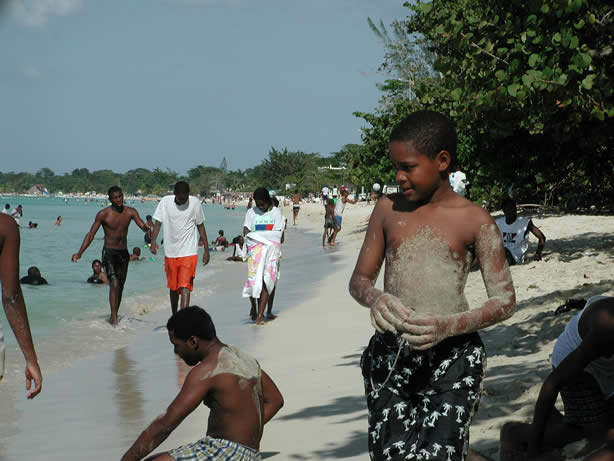 A Photo Walk along Negril's Famous Seven Mile Beach - Negril Travel Guide, Negril Jamaica WI - http://www.negriltravelguide.com - info@negriltravelguide.com...!