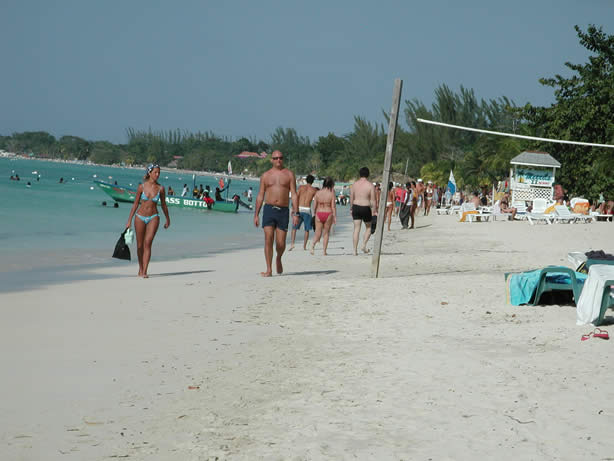 A Photo Walk along Negril's Famous Seven Mile Beach - Negril Travel Guide, Negril Jamaica WI - http://www.negriltravelguide.com - info@negriltravelguide.com...!