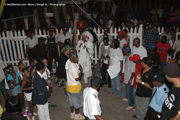 Elephant Man - Red Stripe Reggae Sumfest 2006 - Stormfront - The Blazing Dance Hall Night - Thursday, July 20, 2006 - Catherine Hall Venue - Montego Bay, Jamaica - Negril Travel Guide, Negril Jamaica WI - http://www.negriltravelguide.com - info@negriltravelguide.com...!