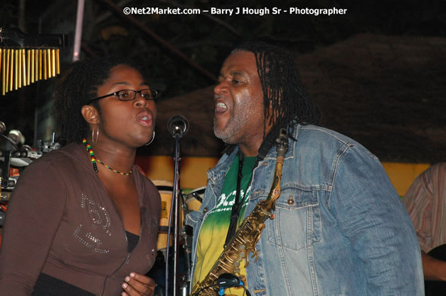 Tarrus Riley, Jimmy Riley, and Dwayne Stephensen - Money Cologne Promotions in association with "British Link Up" presents Summer Jam featuring She's Royal Tarrus Riley & Jimmy Riley - Plus Ras Slick, Sham Dawg, and Whiskey Bagio @ Roots Bamboo, Norman Manley Boulevard, Negril, Jamaica W.I. - Backed up Dean Fraser & The Hurricanne Band - MC Barry G and Rev. BB - July 25, 2007 - Negril Travel Guide.com, Negril Jamaica WI - http://www.negriltravelguide.com - info@negriltravelguide.com...!