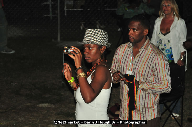 Unite The People An International Reggae Fest, Featuring: Beres Hammond, Coco T, Queen Ifrica, Khalil, Cameal Davis, Iley Dread, Rochelle, Geoffrey Star, Ras Penco, Kool DeLoy, Otis Gayle, J.McKay, Tiney Winey, Venue at Norman Manley Boulevard, Negril, Westmoreland, Jamaica - Saturday, April 4, 2009 - Photographs by Net2Market.com - Barry J. Hough Sr, Photographer/Photojournalist - Negril Travel Guide, Negril Jamaica WI - http://www.negriltravelguide.com - info@negriltravelguide.com...!