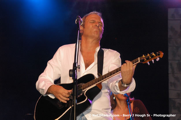 Michael Bolton - Air Jamaica Jazz & Blues Festival 2007 - The Art of Music -  Thursday, January 25th - 10th Anniversary - Air Jamaica Jazz & Blues Festival 2007 - The Art of Music - Tuesday, January 23 - Saturday, January 27, 2007, The Aqueduct on Rose Hall, Montego Bay, Jamaica - Negril Travel Guide, Negril Jamaica WI - http://www.negriltravelguide.com - info@negriltravelguide.com...!