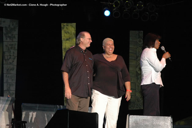 Portia Simpson-Miller, O.N.,M.P., Prime Minister of Jamaica - Aloun Ndombet - Assamba - Minister of Tourism, Entertainment and Culture - Carrole A. M. Guntley, C.D., J.P., Director General, Ministry of Tourism @ The Aqueduct on Rose Hall - Friday, January 26, 2007 - 10th Anniversary - Air Jamaica Jazz & Blues Festival 2007 - The Art of Music - Tuesday, January 23 - Saturday, January 27, 2007, The Aqueduct on Rose Hall, Montego Bay, Jamaica - Negril Travel Guide, Negril Jamaica WI - http://www.negriltravelguide.com - info@negriltravelguide.com...!