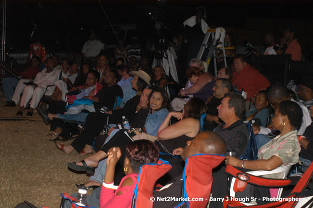 Venue & Audience - Air Jamaica Jazz & Blues Festival 2007 - The Art of Music -  Thursday, January 25th - 10th Anniversary - Air Jamaica Jazz & Blues Festival 2007 - The Art of Music - Tuesday, January 23 - Saturday, January 27, 2007, The Aqueduct on Rose Hall, Montego Bay, Jamaica - Negril Travel Guide, Negril Jamaica WI - http://www.negriltravelguide.com - info@negriltravelguide.com...!