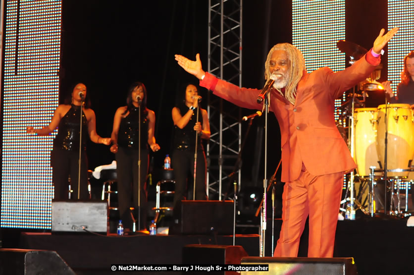 Billy Ocean at the Air Jamaica Jazz and Blues Festival 2008 The Art of Music - Saturday, January 26, 2008 - Air Jamaica Jazz & Blues 2008 The Art of Music venue at the Aqaueduct on Rose Hall Resort & Counrty Club, Montego Bay, St. James, Jamaica W.I. - Thursday, January 24 - Saturday, January 26, 2008 - Photographs by Net2Market.com - Claudine Housen & Barry J. Hough Sr, Photographers - Negril Travel Guide, Negril Jamaica WI - http://www.negriltravelguide.com - info@negriltravelguide.com...!