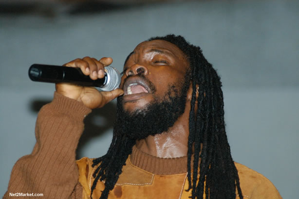 Reggae Superstar - Bush Man @ Bourbon Beach with Boddy Dread & Singing Honour - Presented by Our Music Promotions - Omar & Ama-Donna - Saturday, May 14, 2005 - Negril Travel Guide, Negril Jamaica WI - http://www.negriltravelguide.com - info@negriltravelguide.com...!