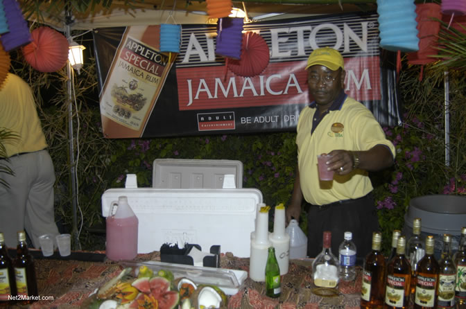 Shaggy - Caribbean Night Party - Rose Hall Great House - Caribbean MarketPlace 2005 by the Caribbean Hotel Association - Negril Travel Guide, Negril Jamaica WI - http://www.negriltravelguide.com - info@negriltravelguide.com...!