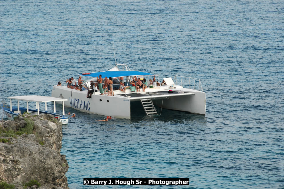 Catcha Fallen Star Resort Rises from the Destruction of Hurricane Ivan, West End, Negril, Westmoreland, Jamaica W.I. - Photographs by Net2Market.com - Barry J. Hough Sr. Photojournalist/Photograper - Photographs taken with a Nikon D70, D100, or D300 -  Negril Travel Guide, Negril Jamaica WI - http://www.negriltravelguide.com - info@negriltravelguide.com...!