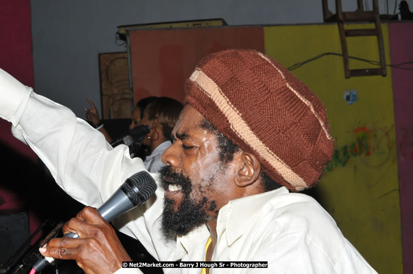  Coco Tea & Silver Cat at Bourbon Beach - Money Cologne Promotions presents The Growning of Coco Tea & Silver Cat at Bourbon Beach, Norman Manley Boulevard, Negril , Westmoreland, Jamaica W.I. - Monday, April 14, 2008 - Photographs by Barry J. Hough Sr. Photojournalist/Photograper - Photographs taken with a Nikon D70, D100, or D300 - Negril Travel Guide, Negril Jamaica WI - http://www.negriltravelguide.com - info@negriltravelguide.com...!