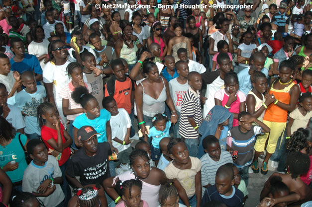 Cross De Harbour @ Lucea Car Park presented by Linkz Entertainment in association with Lucea Chamber of Commerce - Featuring Freddy Mc Gregor, Iley Dread, Mr. Vegas, Lt. Elmo, Champagne, Merital, CC, Brillant, TQ, Mad Dog, Chumps - Lucea, Hanover, Jamaica - Negril Travel Guide.com, Negril Jamaica WI - http://www.negriltravelguide.com - info@negriltravelguide.com...!