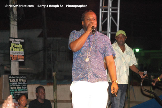 Cross De Harbour @ Lucea Car Park presented by Linkz Entertainment in association with Lucea Chamber of Commerce - Featuring Freddy Mc Gregor, Iley Dread, Mr. Vegas, Lt. Elmo, Champagne, Merital, CC, Brillant, TQ, Mad Dog, Chumps - Lucea, Hanover, Jamaica - Negril Travel Guide.com, Negril Jamaica WI - http://www.negriltravelguide.com - info@negriltravelguide.com...!