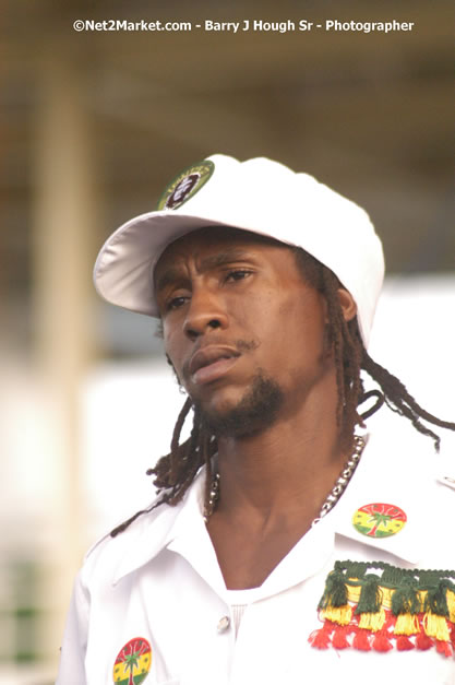 Jah Cure - Cure Fest 2007 - Longing For Concert at Trelawny Multi Purpose Stadium, Trelawny, Jamaica - Sunday, October 14, 2007 - Cure Fest 2007 October 12th-14th, 2007 Presented by Danger Promotions, Iyah Cure Promotions, and Brass Gate Promotions - Alison Young, Publicist - Photographs by Net2Market.com - Barry J. Hough Sr, Photographer - Negril Travel Guide, Negril Jamaica WI - http://www.negriltravelguide.com - info@negriltravelguide.com...!