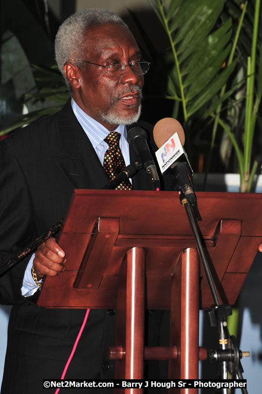 Bird of Paradise Awards & Gala @ Grand Palladium Resort & Spa [Fiesta] - Saturday, August 9, 2008 - Guest Honouree The Most Honourable P.J. Patterson ON, PC, QC - Hanover Homecoming Foundation LTD Jamaica - Wherever you roam ... Hanover bids you ... come HOME - Sunday, August 3 to Saturday, August 9, 2008 - Hanover Jamaica - Photographs by Net2Market.com - Barry J. Hough Sr. Photojournalist/Photograper - Photographs taken with a Nikon D300 - Negril Travel Guide, Negril Jamaica WI - http://www.negriltravelguide.com - info@negriltravelguide.com...!