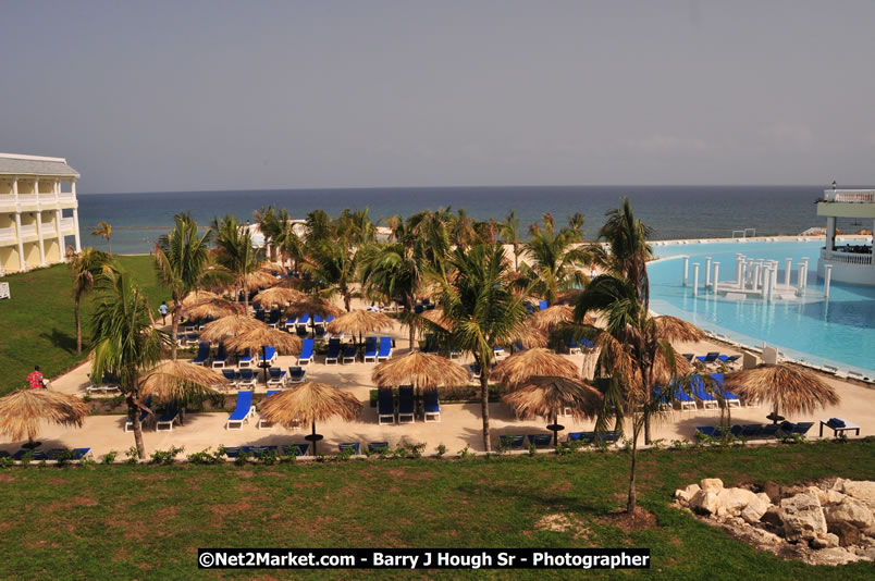 Grand Palladium Resort & Spa [Fiesta] - Host of Hanover Homecoming Foundations Celebrations - Hanover Homecoming Foundation LTD Jamaica - Wherever you roam ... Hanover bids you ... come HOME - Sunday, August 3 to Saturday, August 9, 2008 - Hanover Jamaica - Photographs by Net2Market.com - Barry J. Hough Sr. Photojournalist/Photograper - Photographs taken with a Nikon D300 - Negril Travel Guide, Negril Jamaica WI - http://www.negriltravelguide.com - info@negriltravelguide.com...!