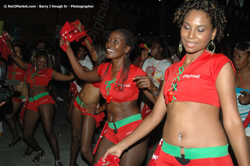 Jamaica Carnival 2007 @ The Jungle, Friday, March 2, 2007, The Jungle, Norman Manley Boulevard, Negril, Westmoreland, Jamaica W.I. - Negril Travel Guide, Negril Jamaica WI - http://www.negriltravelguide.com - info@negriltravelguide.com...!