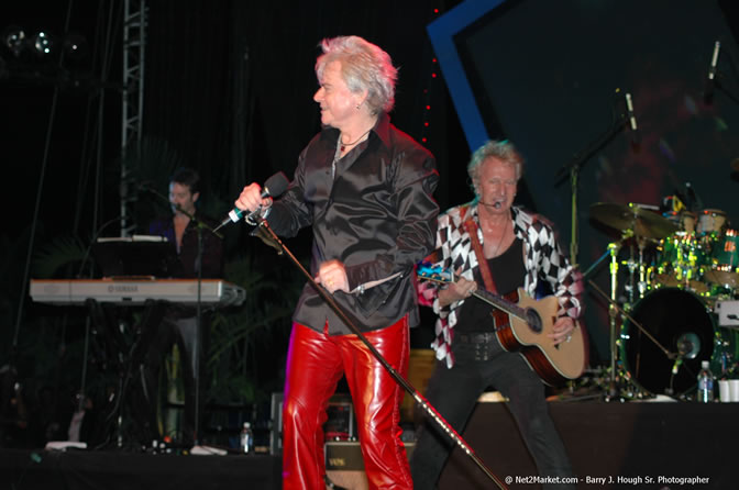 Air Supply - Air Jamaica Jazz & Blues Festival 2006 - The Art of Music - Cinnamon Hill Golf Club - Rosehall Resort & Country Club, Montego Bay, Jamaica W.I. - Thursday, Friday 27, 2006 - Negril Travel Guide, Negril Jamaica WI - http://www.negriltravelguide.com - info@negriltravelguide.com...!