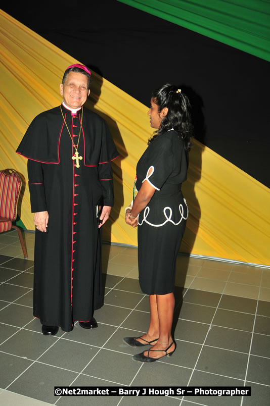 The Unveiling Of The Commemorative Plaque By The Honourable Prime Minister, Orette Bruce Golding, MP, And Their Majesties, King Juan Carlos I And Queen Sofia Of Spain - On Wednesday, February 18, 2009, Marking The Completion Of The Expansion Of Sangster International Airport, Venue at Sangster International Airport, Montego Bay, St James, Jamaica - Wednesday, February 18, 2009 - Photographs by Net2Market.com - Barry J. Hough Sr, Photographer/Photojournalist - Negril Travel Guide, Negril Jamaica WI - http://www.negriltravelguide.com - info@negriltravelguide.com...!