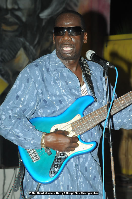 Leroy Sibbles and Gregory Isaacs at Bourbon Beach - Monday, February 11, 2008 - Bourbon Beach, Norman Manley Boulevard, Negril, Westmoreland, Jamaica W.I. - Photographs by Net2Market.com - Barry J. Hough Sr, Photographer - Negril Travel Guide, Negril Jamaica WI - http://www.negriltravelguide.com - info@negriltravelguide.com...!