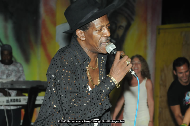 Leroy Sibbles and Gregory Isaacs at Bourbon Beach - Monday, February 11, 2008 - Bourbon Beach, Norman Manley Boulevard, Negril, Westmoreland, Jamaica W.I. - Photographs by Net2Market.com - Barry J. Hough Sr, Photographer - Negril Travel Guide, Negril Jamaica WI - http://www.negriltravelguide.com - info@negriltravelguide.com...!