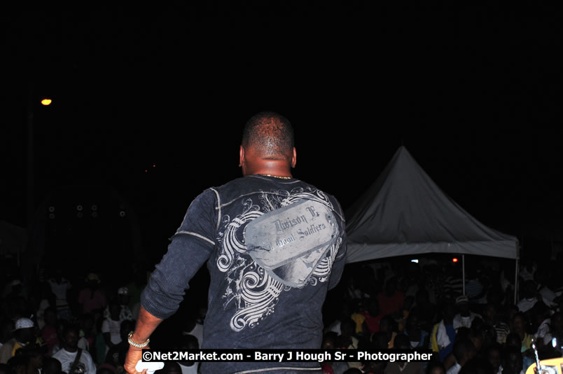 Lucea Cross the Harbour @ Lucea Car Park - All Day Event - Cross the Harbour Swim, Boat Rides, and Entertainment for the Family - Concert Featuring: Bushman, George Nooksl, Little Hero, Bushi One String, Dog Rice and many local Artists - Friday, August 1, 2008 - Lucea, Hanover Jamaica - Photographs by Net2Market.com - Barry J. Hough Sr. Photojournalist/Photograper - Photographs taken with a Nikon D300 - Negril Travel Guide, Negril Jamaica WI - http://www.negriltravelguide.com - info@negriltravelguide.com...!