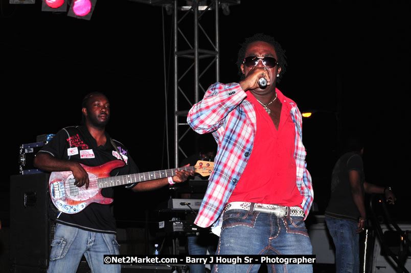 Lucea Cross the Harbour @ Lucea Car Park - All Day Event - Cross the Harbour Swim, Boat Rides, and Entertainment for the Family - Concert Featuring: Bushman, George Nooksl, Little Hero, Bushi One String, Dog Rice and many local Artists - Friday, August 1, 2008 - Lucea, Hanover Jamaica - Photographs by Net2Market.com - Barry J. Hough Sr. Photojournalist/Photograper - Photographs taken with a Nikon D300 - Negril Travel Guide, Negril Jamaica WI - http://www.negriltravelguide.com - info@negriltravelguide.com...!