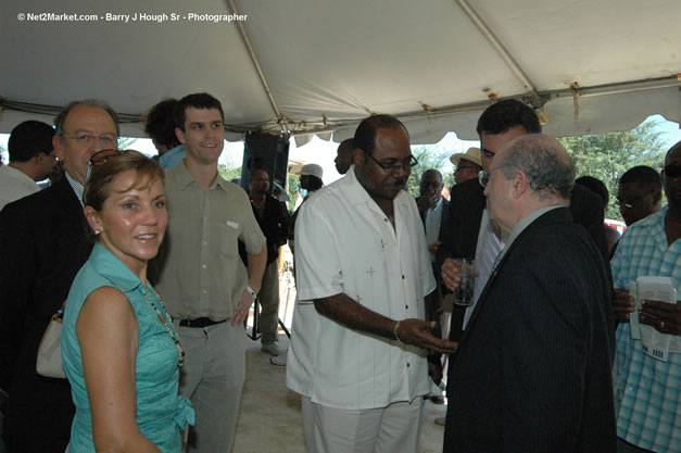 Palladium Hotels & Resorts - Groundbreaking of the 1600-Room Grand Palladium Lady Hamilton Resort & Spa and the Grand Palludium Jamaica Resort & Spa - Special Address: The Most Honorable Portia Simpson-Miller, O.N., M.P., Prime Minister of Jamaica - The Point, Lucea, Hanover, Saturday, November 11, 2006 @ 2:00 pm - Negril Travel Guide, Negril Jamaica WI - http://www.negriltravelguide.com - info@negriltravelguide.com...!