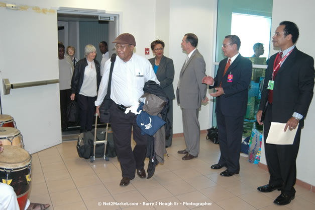 MBJ Airports Limited Welcomes WestJet Airlines - Inaugural Scheduled Service From Toronto Pearsons International Airport - Monday, December 10, 2007 - Sangster International Airport - MBJ Airports Limited, Montego Bay, Jamaica W.I. - Photographs by Net2Market.com - Barry J. Hough Sr, Photographer - Negril Travel Guide, Negril Jamaica WI - http://www.negriltravelguide.com - info@negriltravelguide.com...!