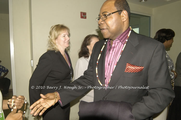 US Airways Inaugurtes New Service from Phoenix Sky Harbor International Airport to Sangster International Airport, Friday, December 18, 2009, Sangster International Airport, Montego Bay, St. James, Jamaica W.I. - Photographs by Net2Market.com - Barry J. Hough Sr, Photographer/Photojournalist - The Negril Travel Guide - Negril's and Jamaica's Number One Concert Photography Web Site with over 40,000 Jamaican Concert photographs Published -  Negril Travel Guide, Negril Jamaica WI - http://www.negriltravelguide.com - info@negriltravelguide.com...!