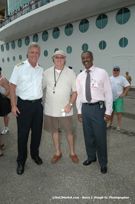 MS Freedom Of The Seas [Royal Caribbean International's - Newest Vessel] Plaques &amp; Keys Ceremony in order to commemorate its first arrival at the Port Montego Bay Photos - Negril Travel Guide, Negril Jamaica WI - http://www.negriltravelguide.com - info@negriltravelguide.com...!