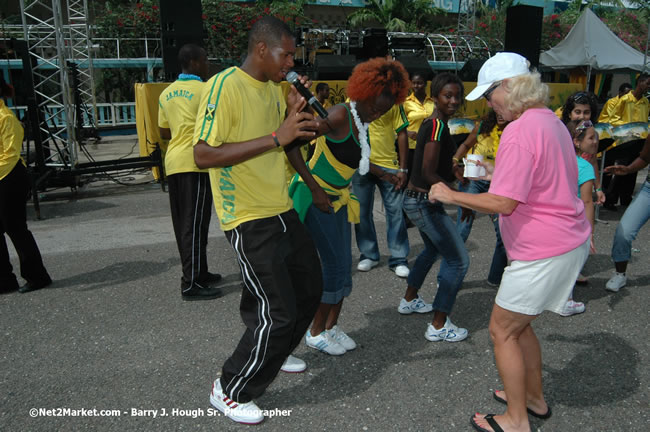 MS Freedom Of The Seas [Royal Caribbean International's - Newest Vessel] Plaques &amp; Keys Ceremony in order to commemorate its first arrival at the Port Montego Bay Photos - Negril Travel Guide, Negril Jamaica WI - http://www.negriltravelguide.com - info@negriltravelguide.com...!