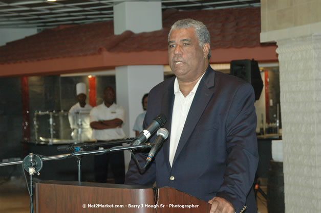 Minister of Toursim Luncheon - Minister of Tourism, Hon. Edmund Bartlett - Director of Tourism, Basil Smith - Saturday, December 15, 2007 - Rose Hall Resort and Country Club, Rose Hall, Montego Bay, Jamaica W.I. - Photographs by Net2Market.com - Barry J. Hough Sr, Photographer - Negril Travel Guide, Negril Jamaica WI - http://www.negriltravelguide.com - info@negriltravelguide.com...!