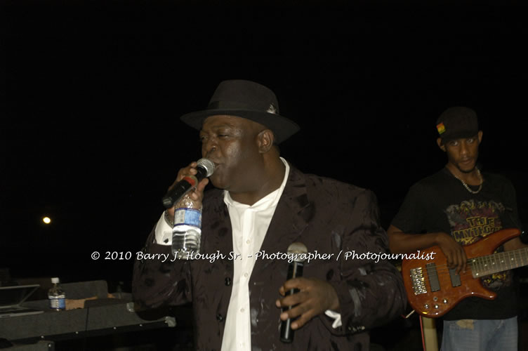 Chaka Demus & Pliers - Live In Concert @ Negril Escape Resort and Spa, December 8, 2009, One Love Drive, West End, Negril, Westmoreland, Jamaica W.I. - Photographs by Net2Market.com - Barry J. Hough Sr, Photographer/Photojournalist - Negril Travel Guide, Negril Jamaica WI - http://www.negriltravelguide.com - info@negriltravelguide.com...!