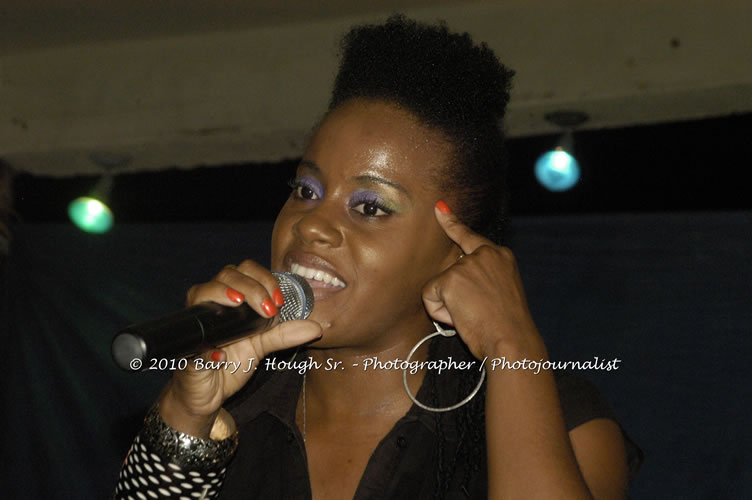 Etana - Live In Concert - One Love Reggae Concert Series 09/10 @ Negril Escape Resort and Spa, December 22, 2009, One Love Drive, West End, Negril, Westmoreland, Jamaica W.I. - Photographs by Net2Market.com - Barry J. Hough Sr, Photographer/Photojournalist - Negril Travel Guide, Negril Jamaica WI - http://www.negriltravelguide.com - info@negriltravelguide.com...!