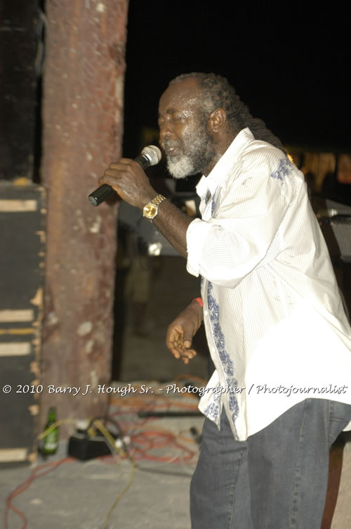 Freddy McGregor - Live In Concert @ Negril Escape Resort and Spa, One Love Drive, West End, Negril, Westmoreland, Jamaica W.I. - Photographs by Net2Market.com - Barry J. Hough Sr, Photographer/Photojournalist - Negril Travel Guide, Negril Jamaica WI - http://www.negriltravelguide.com - info@negriltravelguide.com...!