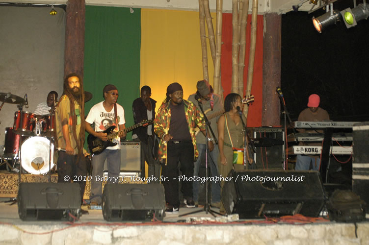 JAH Cure - Live In Concert @ Negril Escape Resort and Spa, December 15, 2009, One Love Drive, West End, Negril, Westmoreland, Jamaica W.I. - Photographs by Net2Market.com - Barry J. Hough Sr, Photographer/Photojournalist - Negril Travel Guide, Negril Jamaica WI - http://www.negriltravelguide.com - info@negriltravelguide.com...!