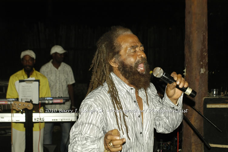 John Holt - Live in Concert - Also featuring Uprising Bank, plus DJ Gemini @ One Love Reggae Concerts Series 09/10 @ Negril Escape Resort & Spa, February 9, 2010, One Love Drive, West End, Negril, Westmoreland, Jamaica W.I. - Photographs by Net2Market.com - Barry J. Hough Sr, Photographer/Photojournalist - The Negril Travel Guide - Negril's and Jamaica's Number One Concert Photography Web Site with over 40,000 Jamaican Concert photographs Published -  Negril Travel Guide, Negril Jamaica WI - http://www.negriltravelguide.com - info@negriltravelguide.com...!