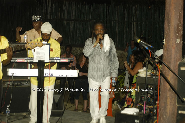 John Holt - Live in Concert - Also featuring Uprising Bank, plus DJ Gemini @ One Love Reggae Concerts Series 09/10 @ Negril Escape Resort & Spa, February 9, 2010, One Love Drive, West End, Negril, Westmoreland, Jamaica W.I. - Photographs by Net2Market.com - Barry J. Hough Sr, Photographer/Photojournalist - The Negril Travel Guide - Negril's and Jamaica's Number One Concert Photography Web Site with over 40,000 Jamaican Concert photographs Published -  Negril Travel Guide, Negril Jamaica WI - http://www.negriltravelguide.com - info@negriltravelguide.com...!