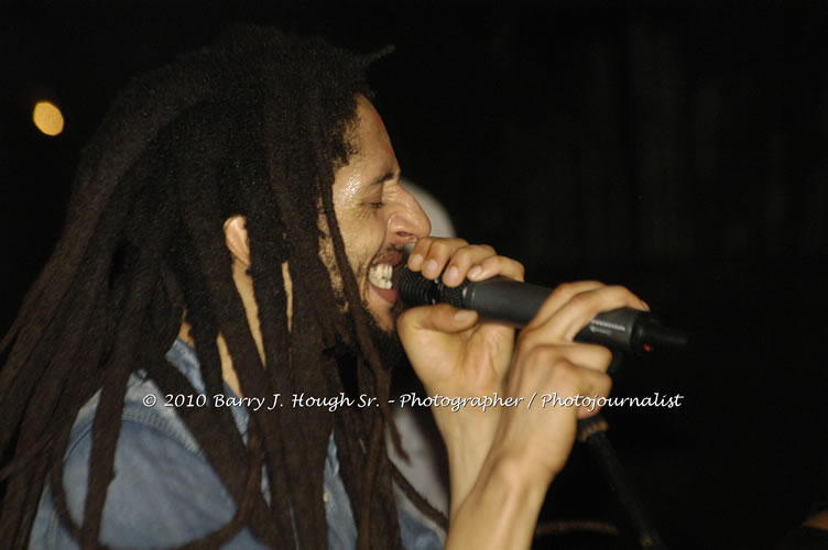 Julian Marley - Grammy Nominee & Son of the Legend Bob Marley - Live in Concert - Also featuring Ras Noble, Power Drill, Iron Head, & Robin Banks - Backing Band Roots Warrior, plus DJ Gemini @ One Love Reggae Concerts Series 09/10 @ Negril Escape Resort & Spa, February 2, 2010, One Love Drive, West End, Negril, Westmoreland, Jamaica W.I. - Photographs by Net2Market.com - Barry J. Hough Sr, Photographer/Photojournalist - The Negril Travel Guide - Negril's and Jamaica's Number One Concert Photography Web Site with over 40,000 Jamaican Concert photographs Published -  Negril Travel Guide, Negril Jamaica WI - http://www.negriltravelguide.com - info@negriltravelguide.com...!