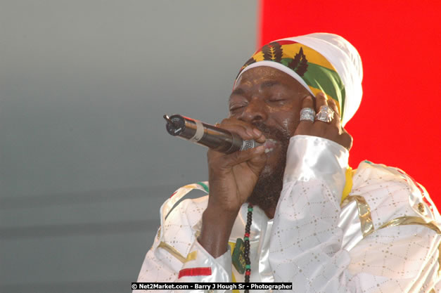 Capleton at Tru-Juice Rebel Salute 2008 - The 15th staging of Tru-Juice Rebel Salute, Saturday, January 12, 2008, Port Kaiser Sports Club, St. Elizabeth, Jamaica W.I. - Photographs by Net2Market.com - Barry J. Hough Sr, Photographer - Negril Travel Guide, Negril Jamaica WI - http://www.negriltravelguide.com - info@negriltravelguide.com...!