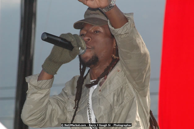 Jah Cure at Tru-Juice Rebel Salute 2008 - The 15th staging of Tru-Juice Rebel Salute, Saturday, January 12, 2008, Port Kaiser Sports Club, St. Elizabeth, Jamaica W.I. - Photographs by Net2Market.com - Barry J. Hough Sr, Photographer - Negril Travel Guide, Negril Jamaica WI - http://www.negriltravelguide.com - info@negriltravelguide.com...!