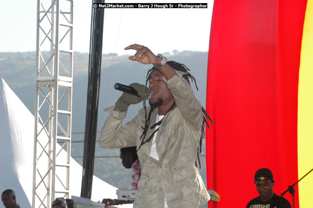 Jah Cure at Tru-Juice Rebel Salute 2008 - The 15th staging of Tru-Juice Rebel Salute, Saturday, January 12, 2008, Port Kaiser Sports Club, St. Elizabeth, Jamaica W.I. - Photographs by Net2Market.com - Barry J. Hough Sr, Photographer - Negril Travel Guide, Negril Jamaica WI - http://www.negriltravelguide.com - info@negriltravelguide.com...!