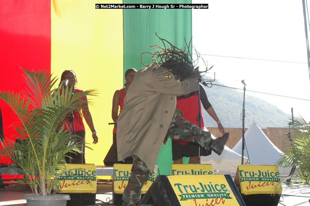 Luciano at Tru-Juice Rebel Salute 2008 - The 15th staging of Tru-Juice Rebel Salute, Saturday, January 12, 2008, Port Kaiser Sports Club, St. Elizabeth, Jamaica W.I. - Photographs by Net2Market.com - Barry J. Hough Sr, Photographer - Negril Travel Guide, Negril Jamaica WI - http://www.negriltravelguide.com - info@negriltravelguide.com...!