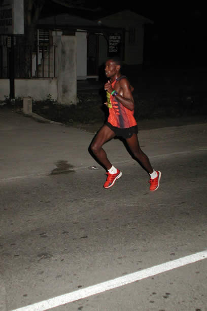 2002 Reggae Marathon & Half Marathon Photographs - Negril Travel Guide, Negril Jamaica WI - http://www.negriltravelguide.com - info@negriltravelguide.com...!