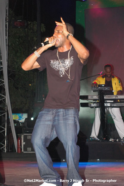 Baby Cham - Explosion - Red Stripe Reggae Sumfest 2007 - Thursday, July 19, 2007 - Red Stripe Reggae Sumfest 2007 at Catherine Hall, Montego Bay, St James, Jamaica W.I. - Negril Travel Guide, Negril Jamaica WI - http://www.negriltravelguide.com - info@negriltravelguide.com...!