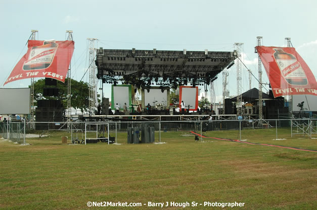 Venue Pre Explosion - Thursday, July 19, 2007 - Red Stripe Reggae Sumfest at Catherine Hall, Montego Bay, St Jamaica, Jamaica W.I. - Negril Travel Guide.com, Negril Jamaica WI - http://www.negriltravelguide.com - info@negriltravelguide.com...!